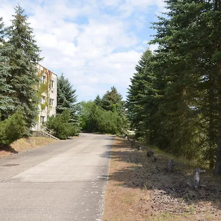 Quaduxenbarg Appartement Rüggow Buitenkant foto